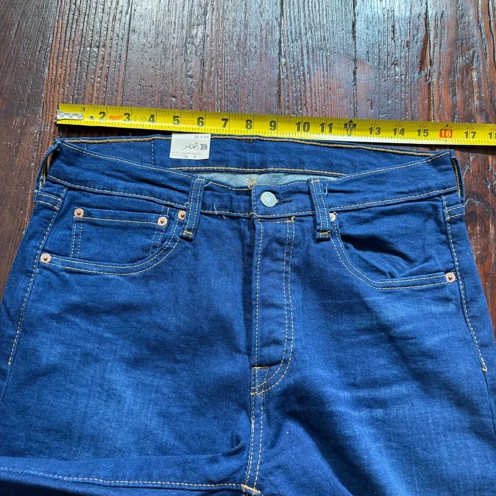 Levis 501 Jeans Mens 32x34 Blue Faded Straight Leg Button Fly‎ Whiskers NWT